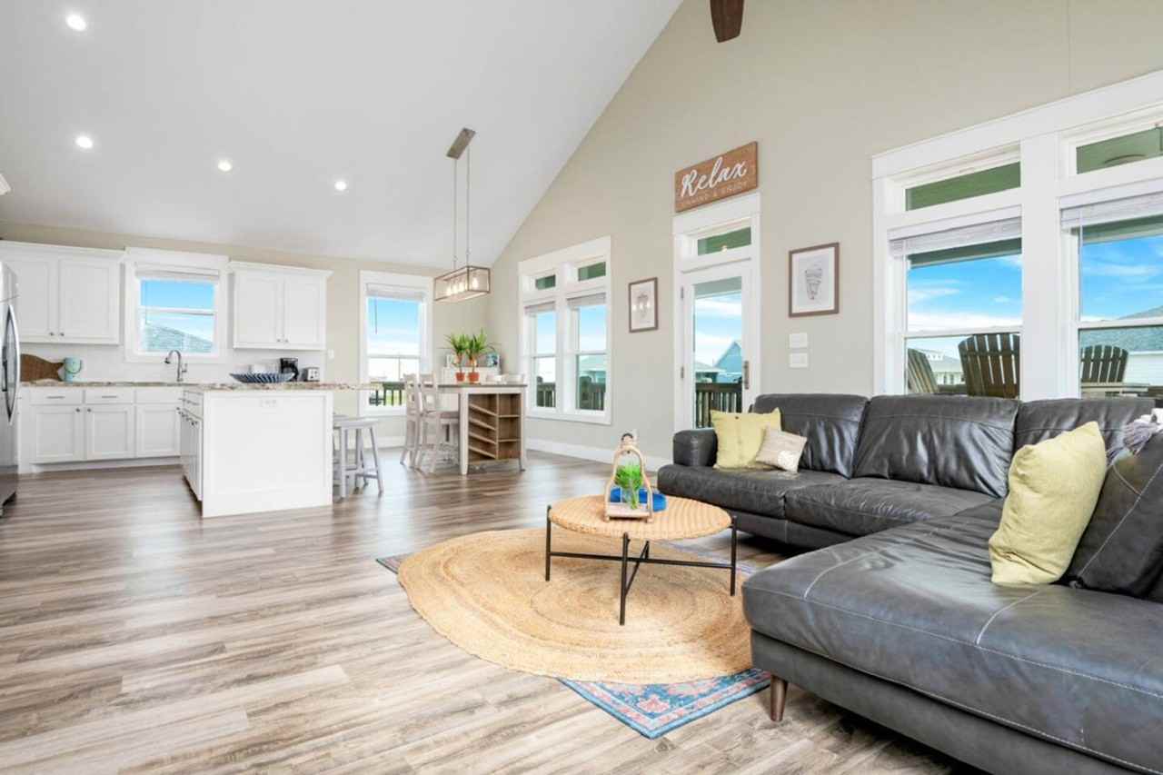 951 Gulf Shores Drive - Photo 6 of 100