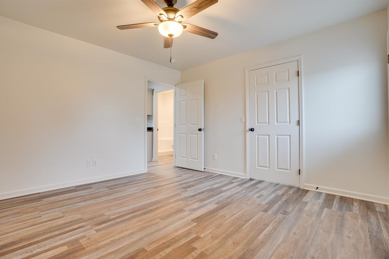 2208 Primitive Dr - Photo 3 of 17