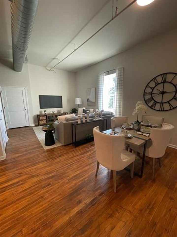 191 Broad Street - Photo 3 of 44