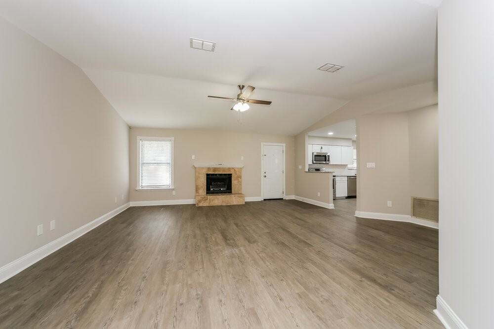 10802 Naples Ct S - Photo 3 of 16