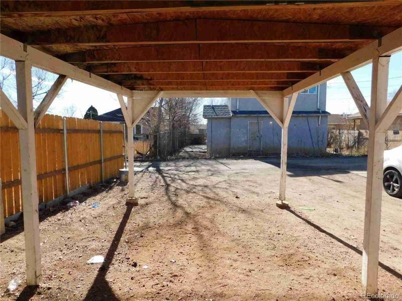 1714 E 14th St - Photo 2 of 16