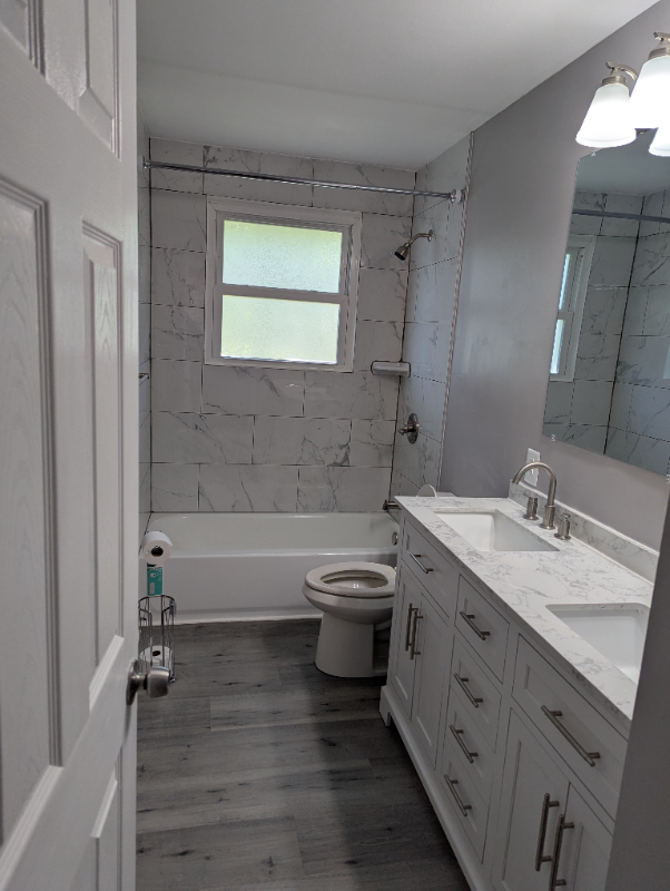 4 Weyburn Ct - Photo 3 of 8