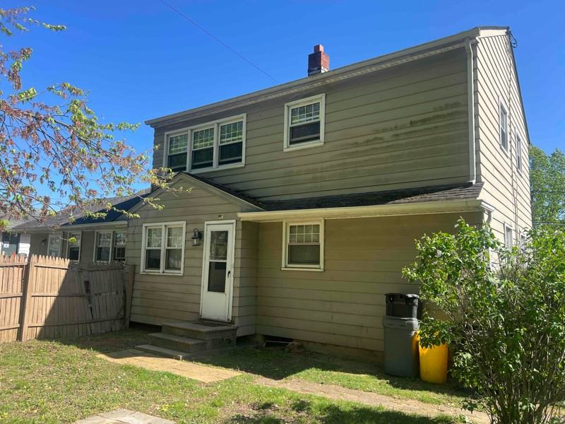 567 W Kings Hwy #2 - Photo 2 of 10