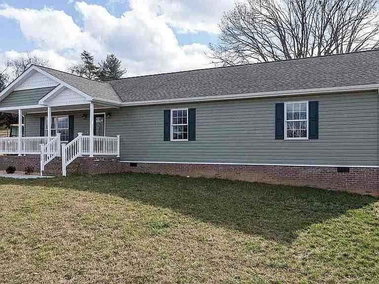 16750 E Marshall Ave - Photo 2 of 17