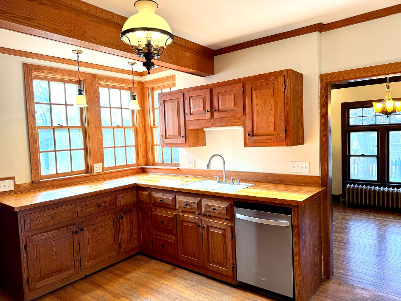 3609 10th Ave S - Photo 3 of 3