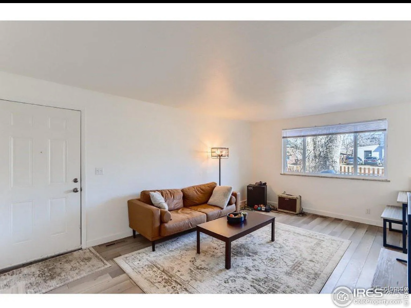 2250 Grove Cir - Photo 3 of 12