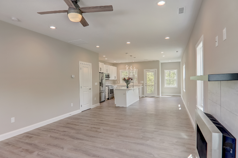 7 Water Pointe Way - Photo 3 of 20