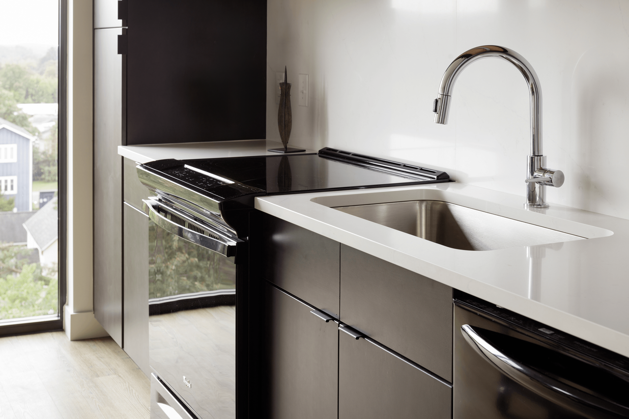 Six hundred West Main - Photo 2 of 14