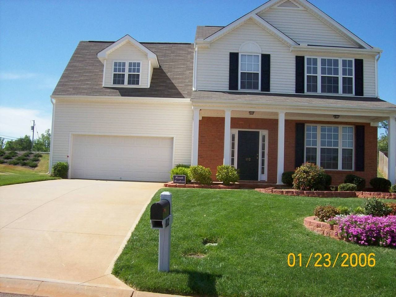 112 Coxton Mill Ct - Photo 2 of 20