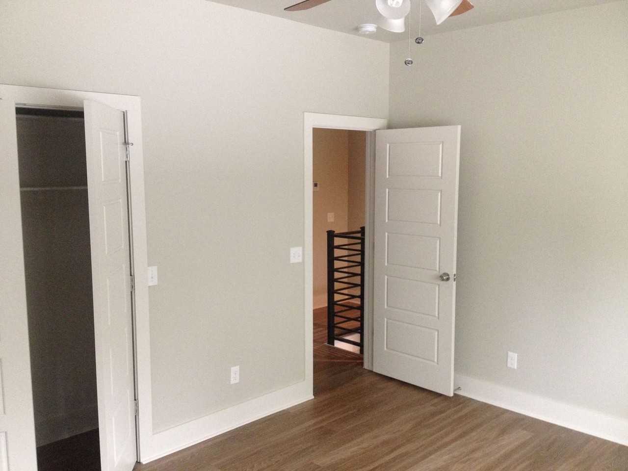 2748 2748 & 2750 West Wildwood Drive - Photo 4 of 26