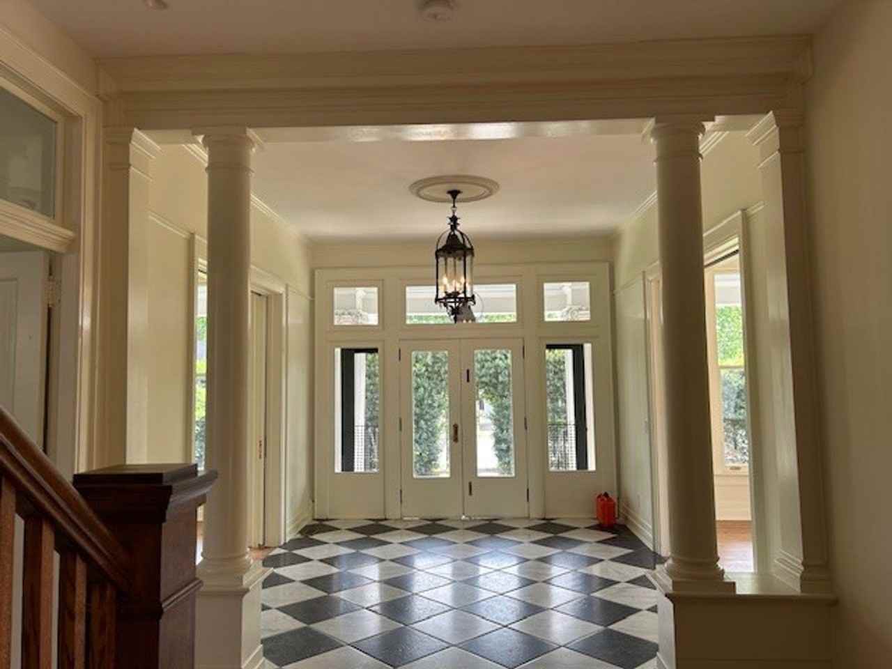 746 Benton Ave - Photo 2 of 15