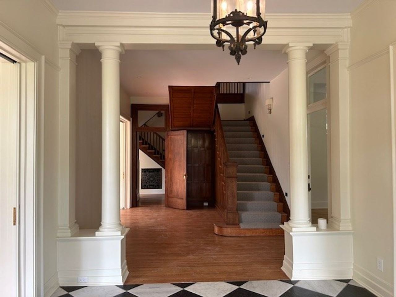 746 Benton Ave - Photo 3 of 15