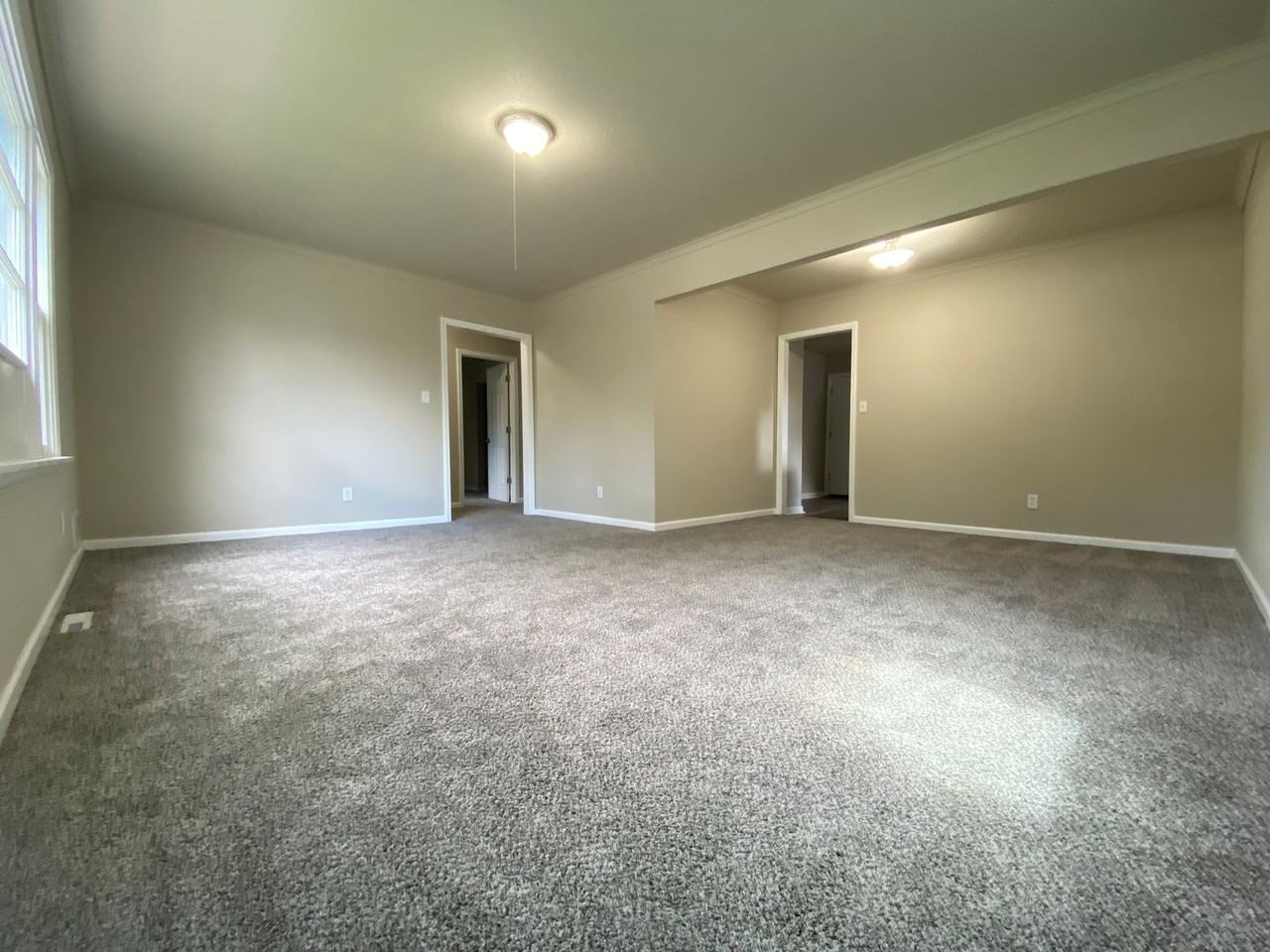 3221 4th St - Photo 3 of 17