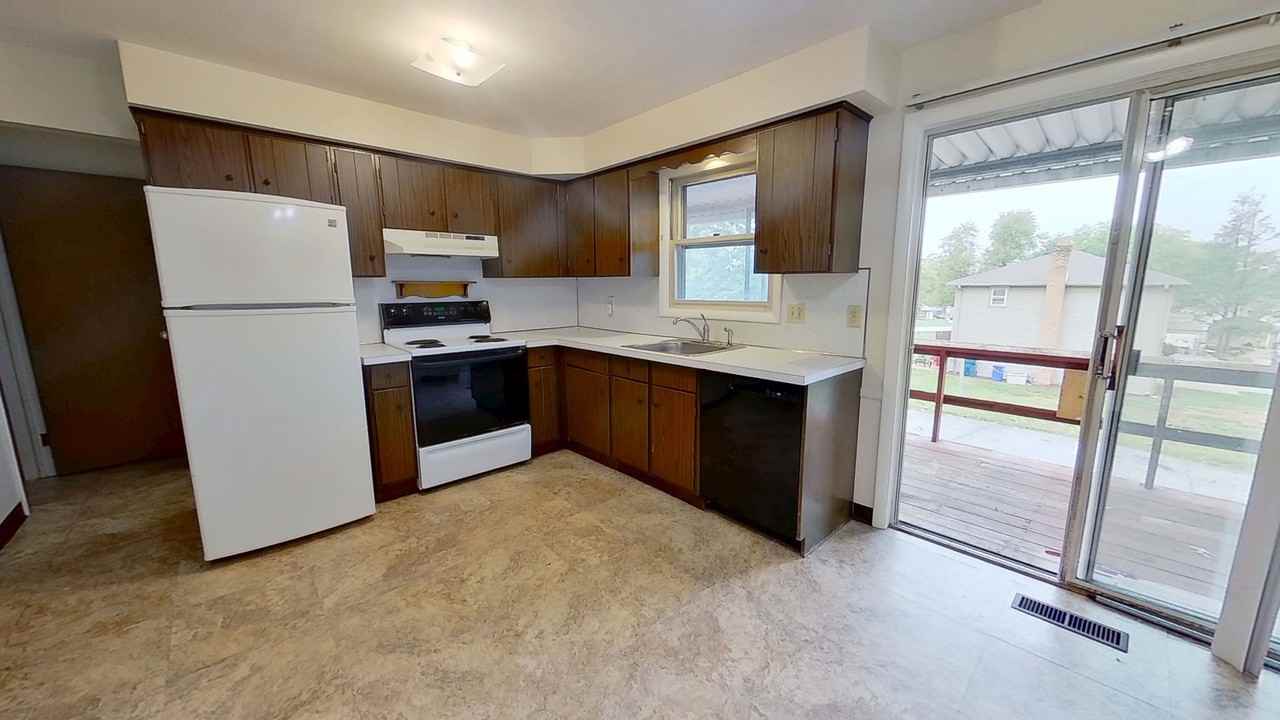 139 Oak Manor Dr - Photo 4 of 11