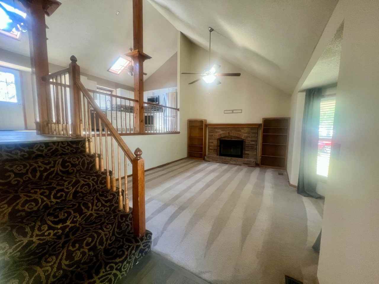 1100 Ne Ball Dr - Photo 2 of 20