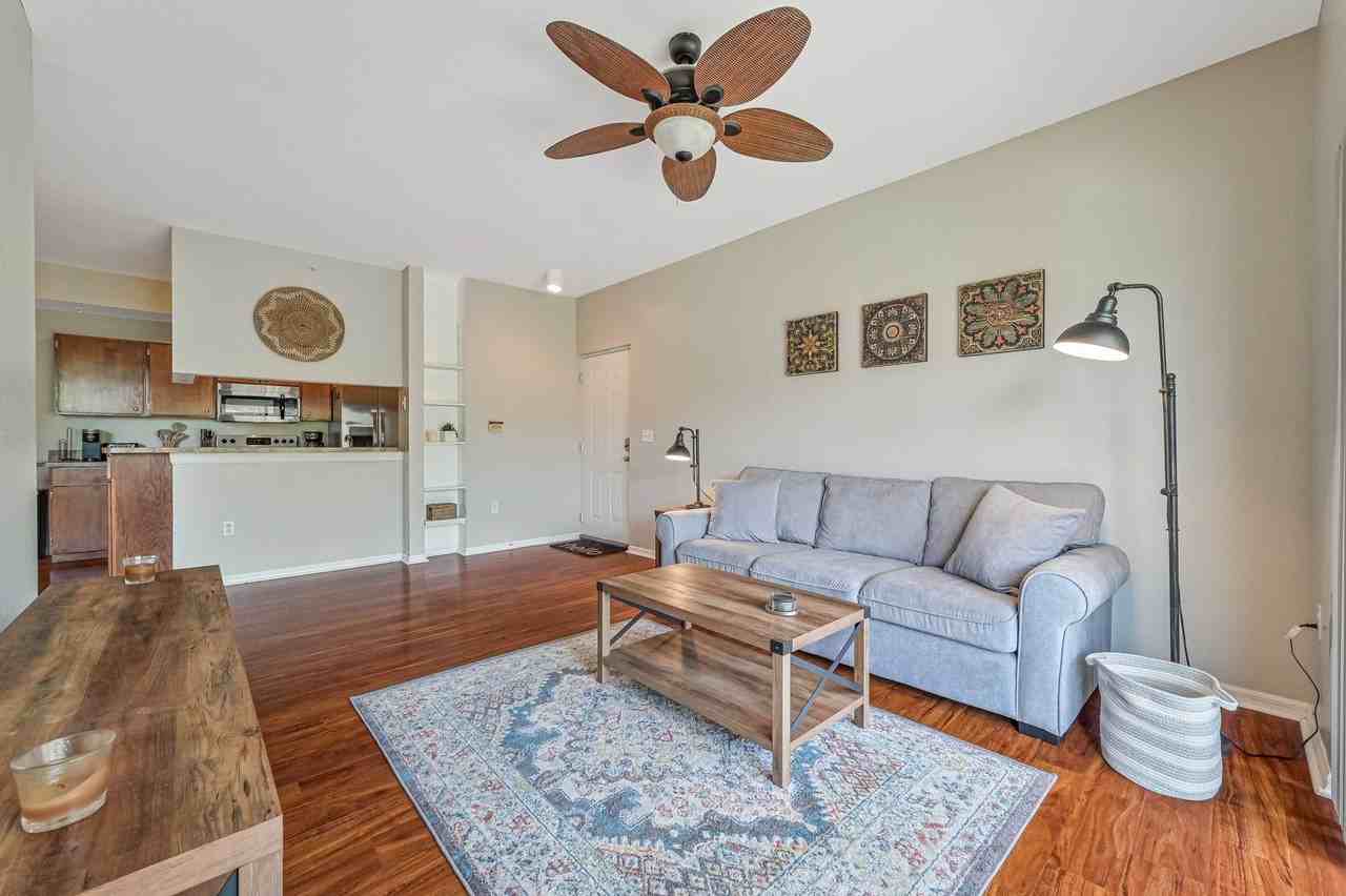 6341 Aragon Way #205 - Photo 5 of 24