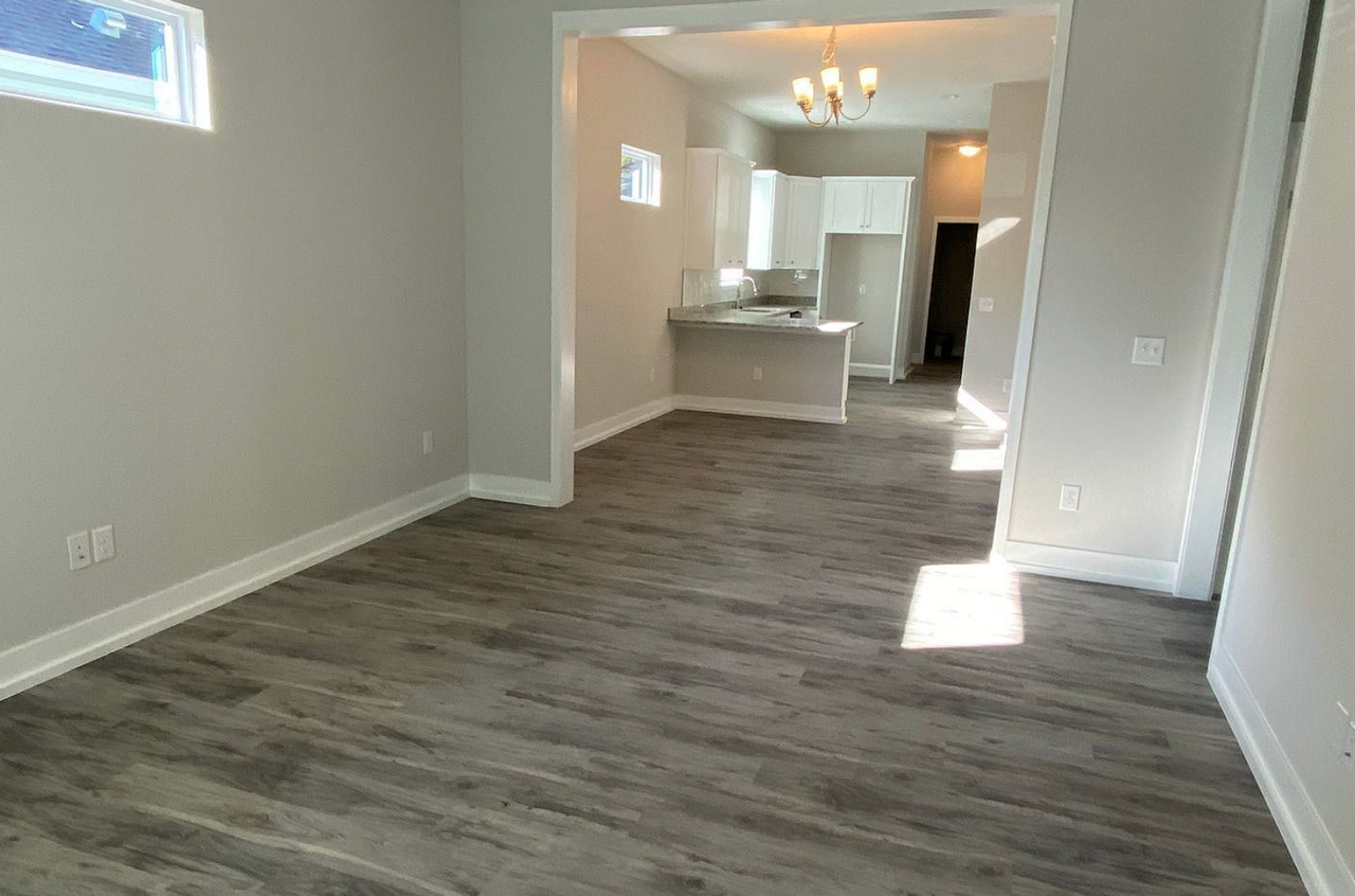 416 Nw 1st St - Photo 2 of 8