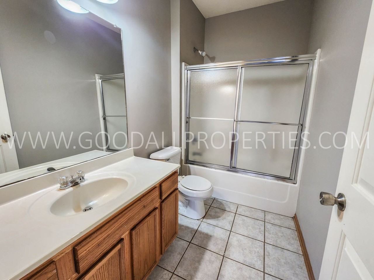 1110 Ne 6th Ln #G6 - Photo 7 of 8