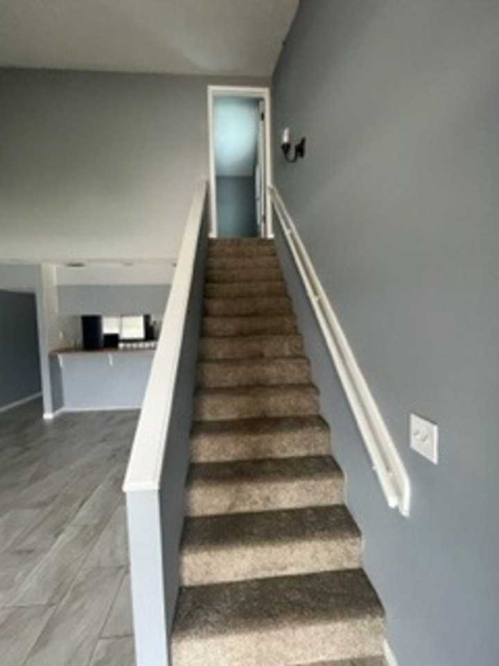 1206 Stephen Dr - Photo 3 of 19