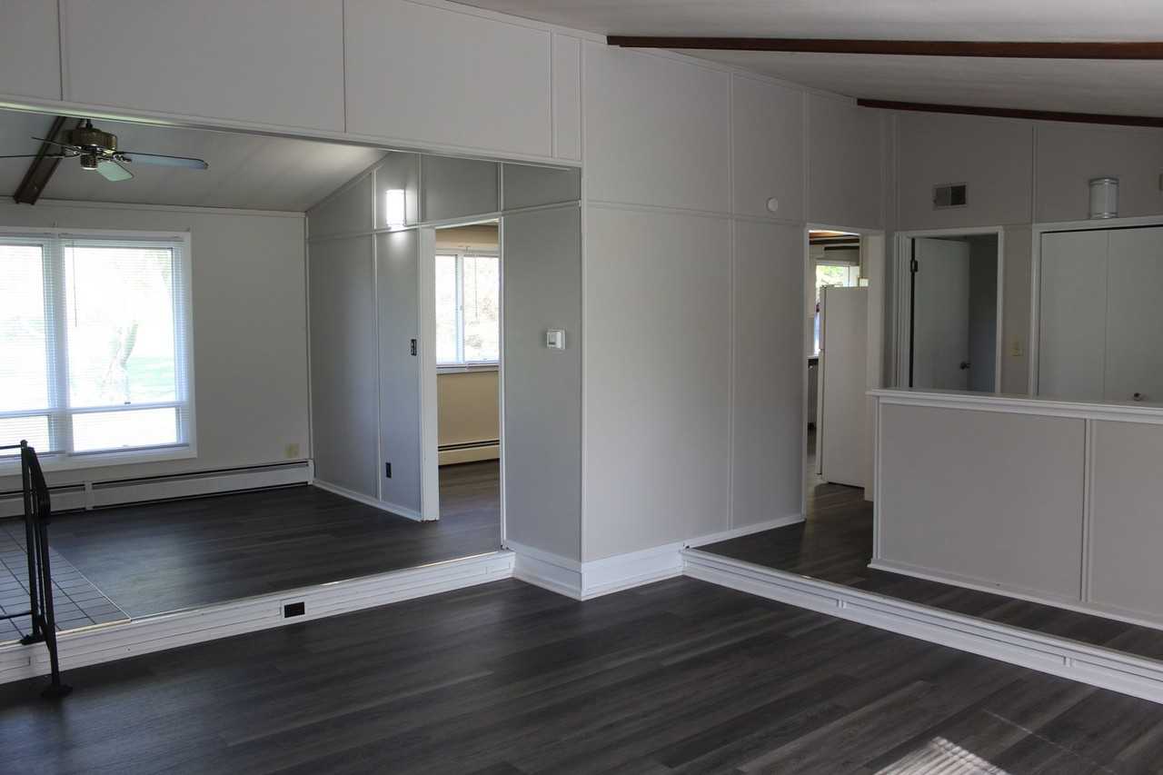 104 Roosevelt Dr - Photo 2 of 14