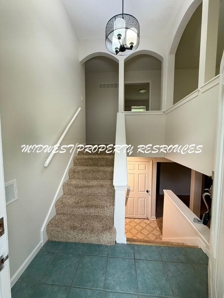 3602 Ne Chapel Dr - Photo 2 of 22