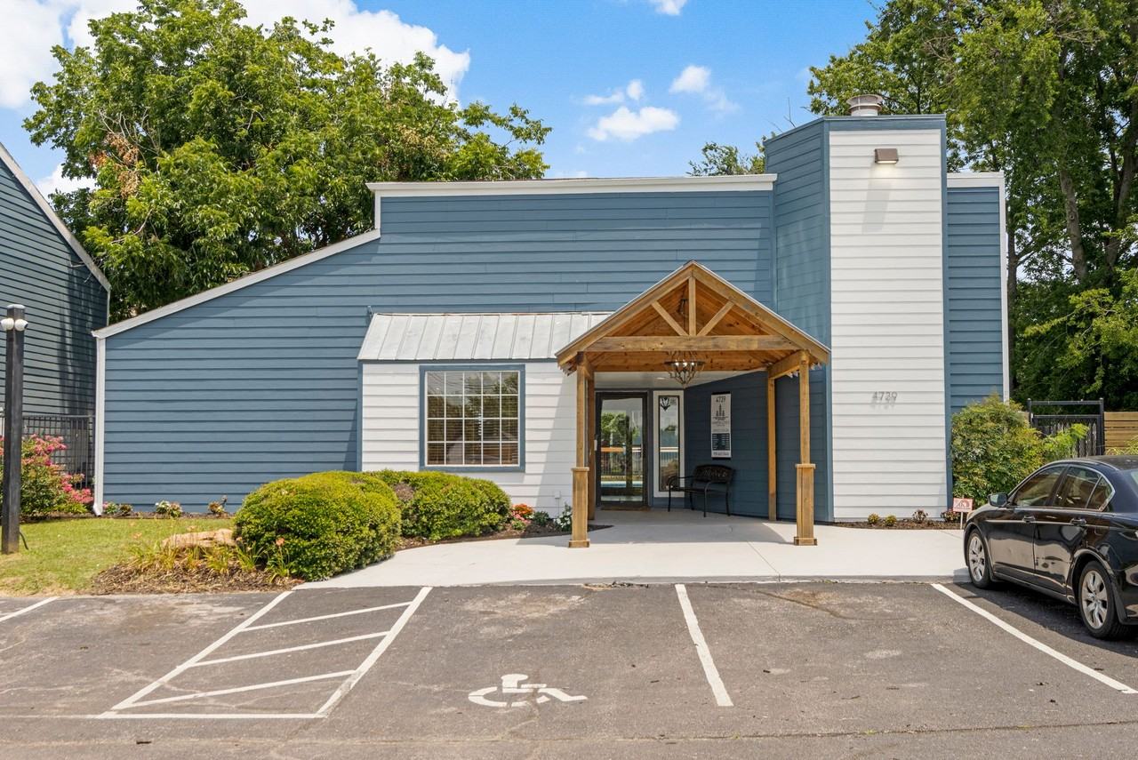 Harper's Lodge Apartments - Photo 2 of 43