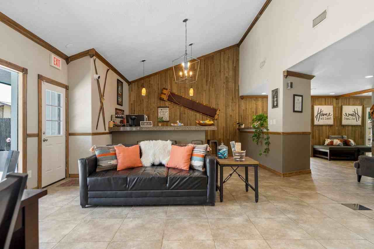 Harper's Lodge Apartments - Photo 3 of 43