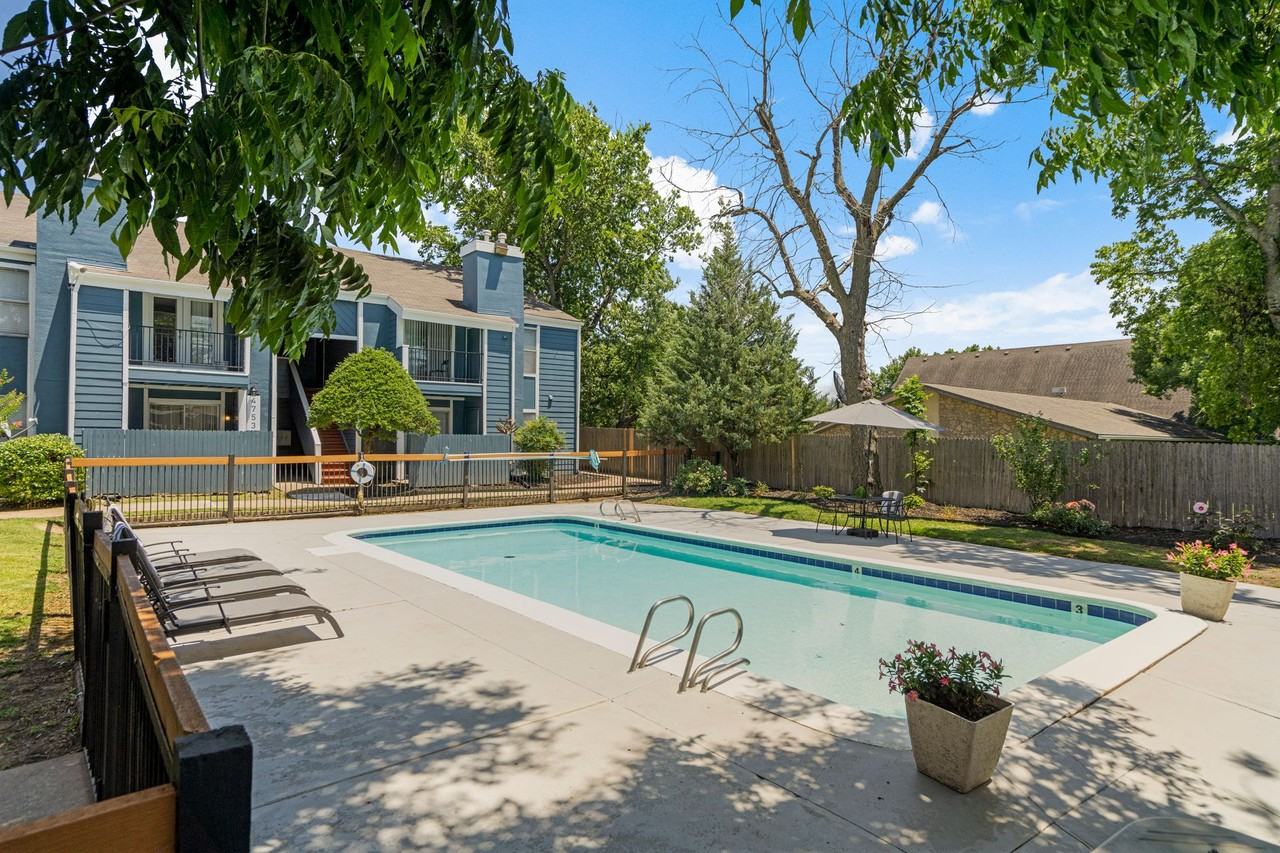 Harper's Lodge Apartments - Photo 6 of 43