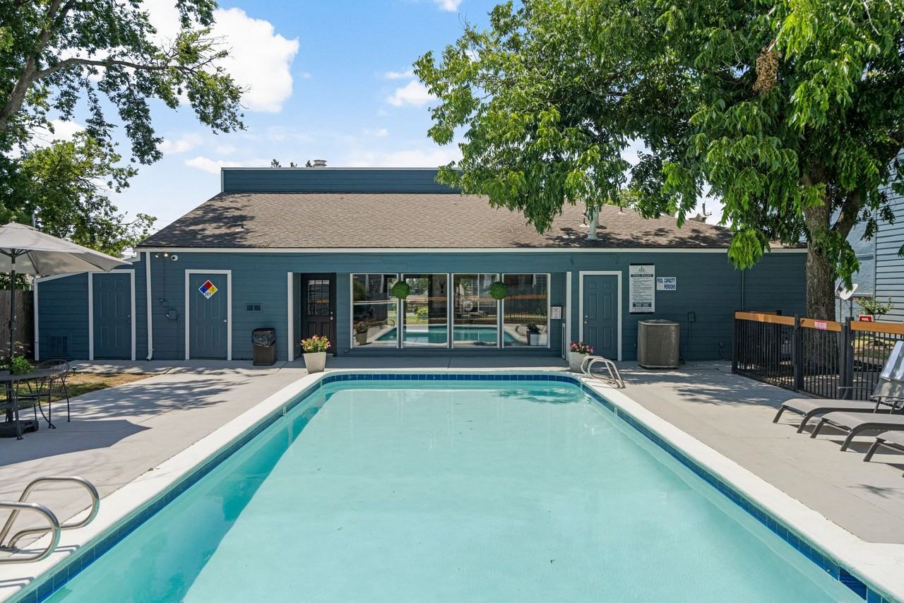 Harper's Lodge Apartments - Photo 7 of 43