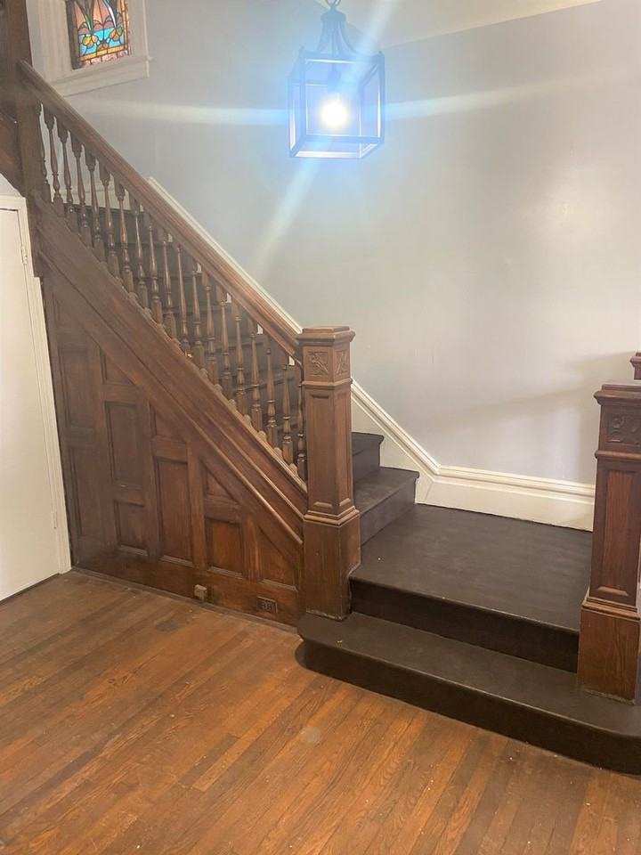 115 Stamm Ave - Photo 2 of 15