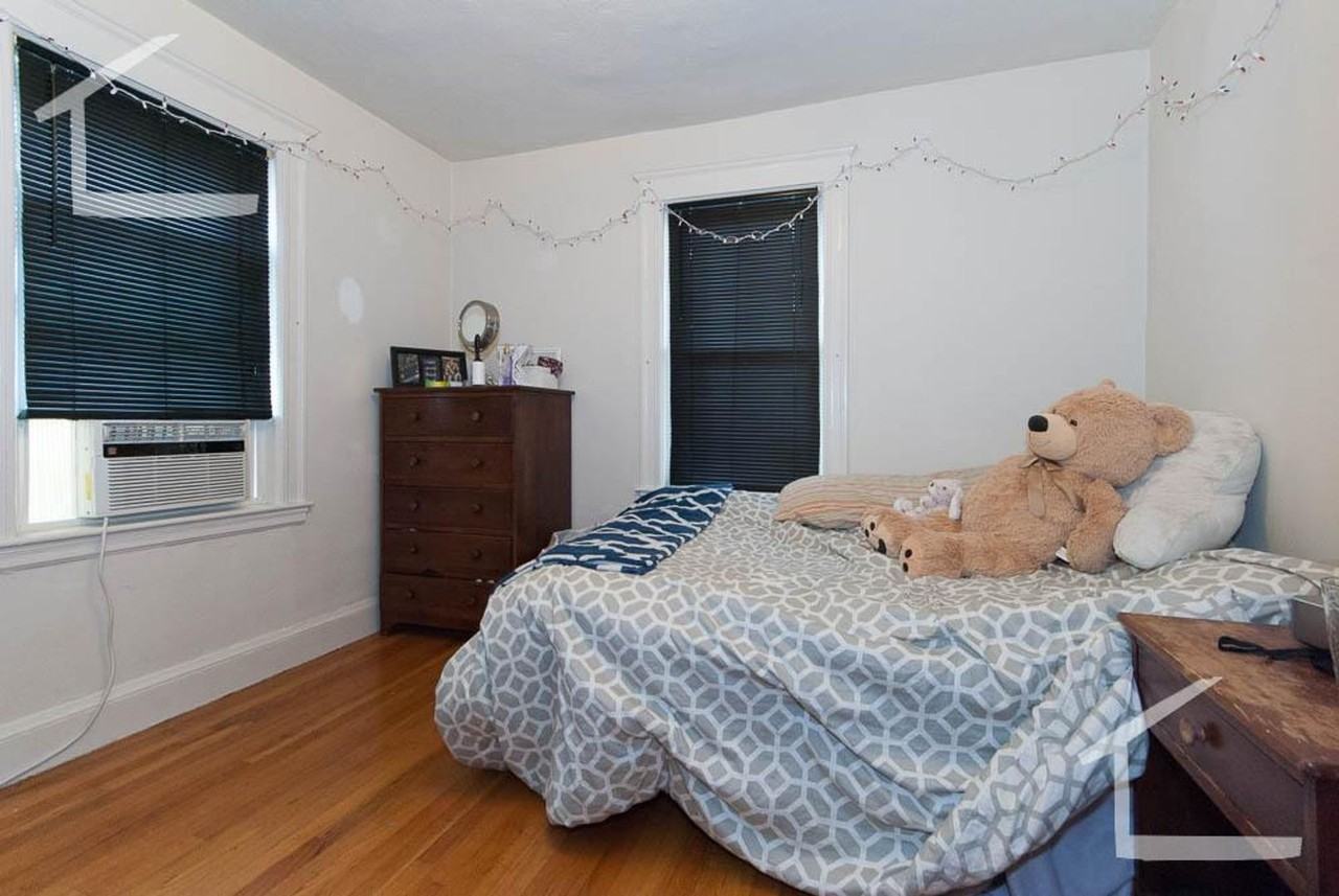 63 Euston Rd - Photo 3 of 6