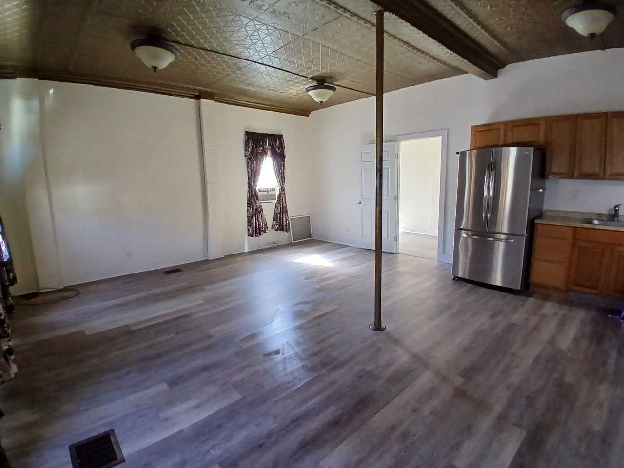 26 Cross St #C - Photo 6 of 6