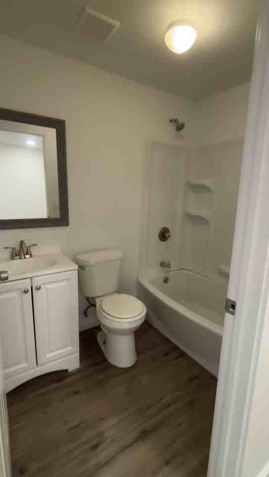 318 N F St - Photo 3 of 4