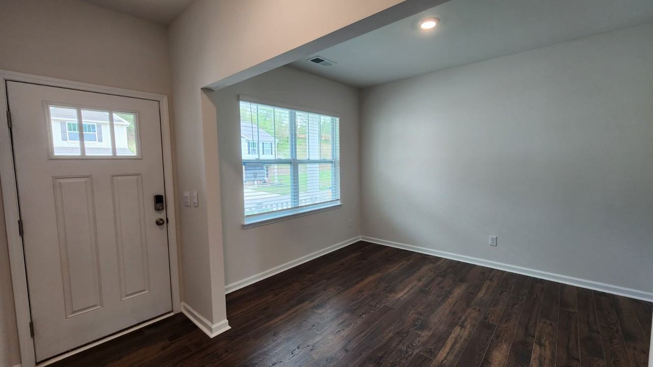 560 Country Oak Dr #NA - Photo 7 of 27