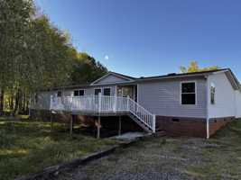 featured image of 136 Brown Farms Dr #NA