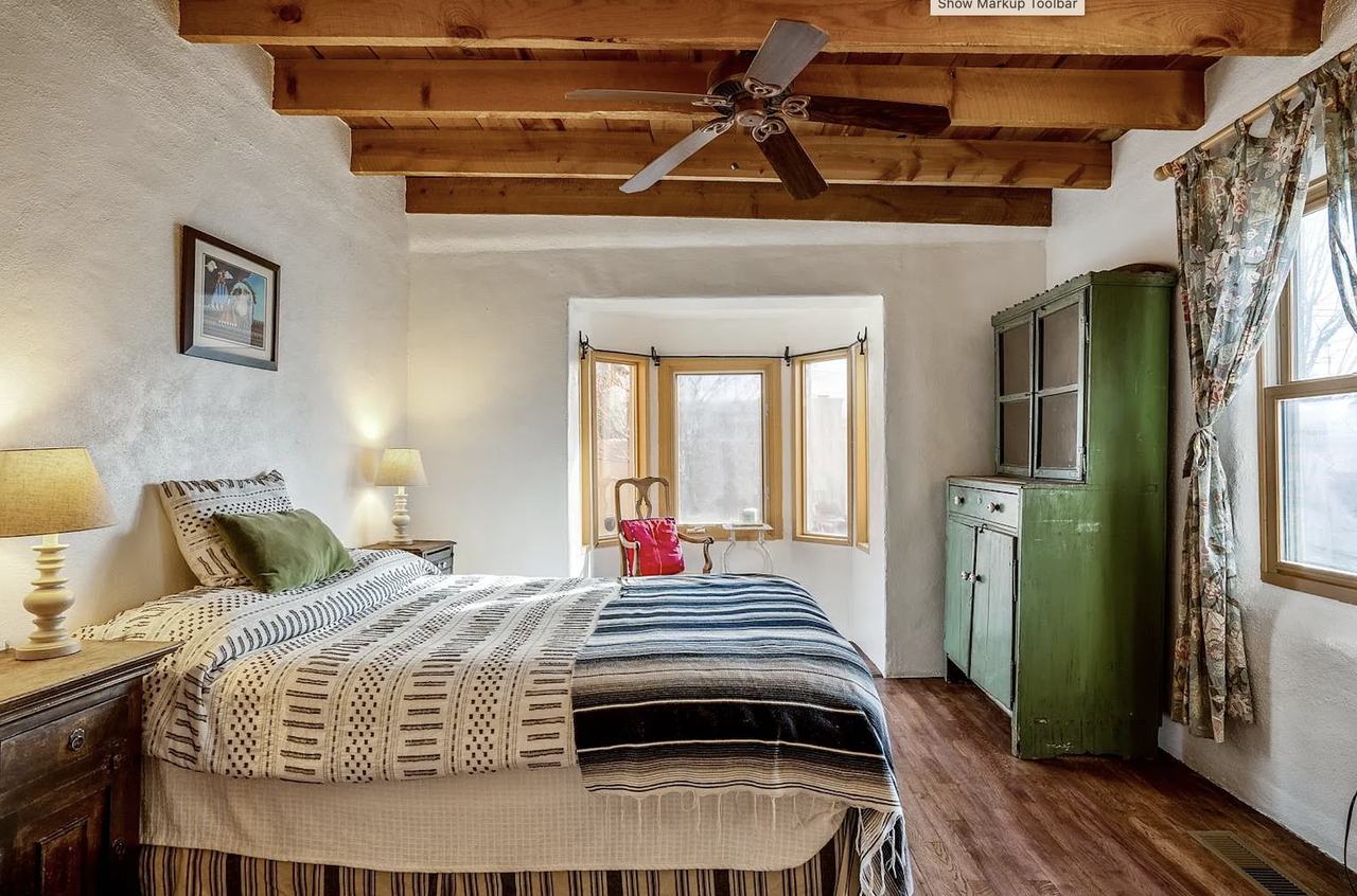 901 Dunlap St #NA - Photo 2 of 18