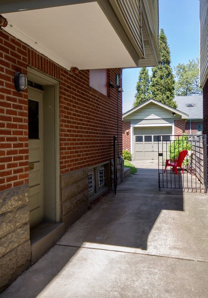 514 Hastings St #NA - Photo 3 of 19