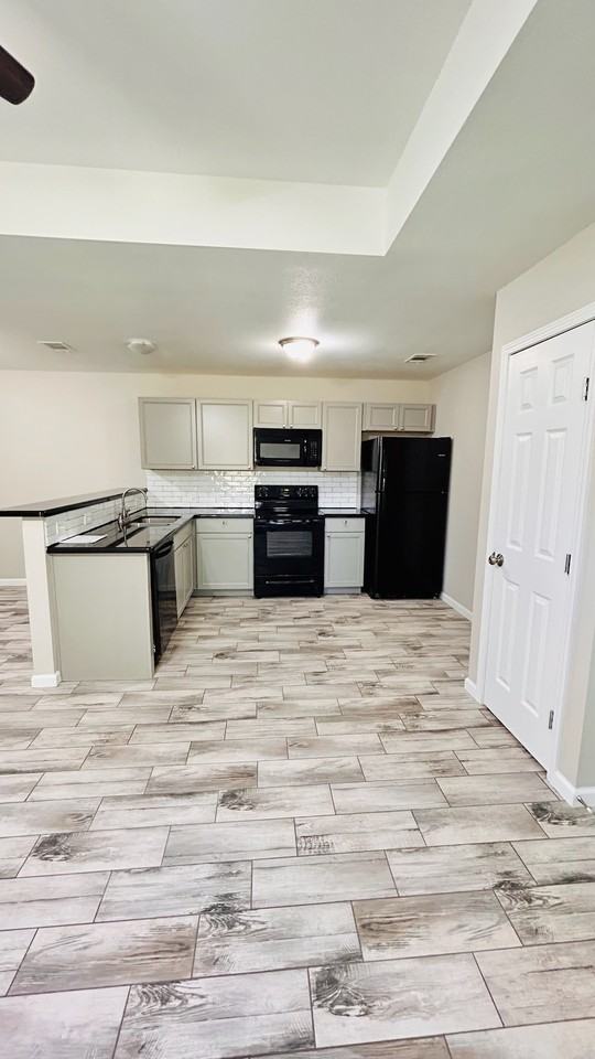 4504 Bob Hall Rd #4506 - Photo 6 of 16