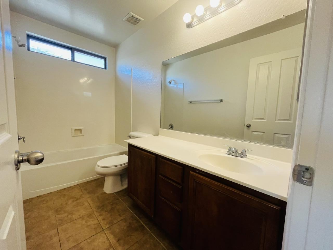 7372 West Ian Drive - Photo 2 of 6