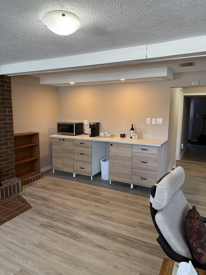 290 Highridge Avenue 2 - Photo 2 of 10