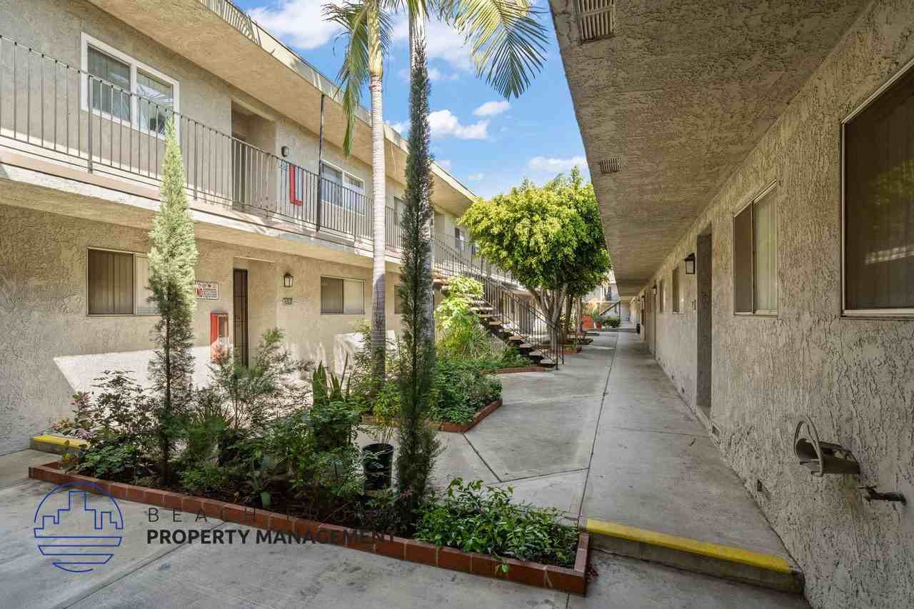 1261-1281 Rosecrans Ave. - Photo 4 of 23