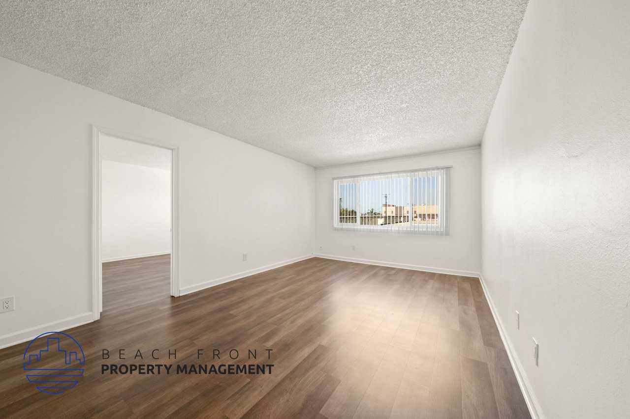 1261-1281 Rosecrans Ave. - Photo 3 of 22