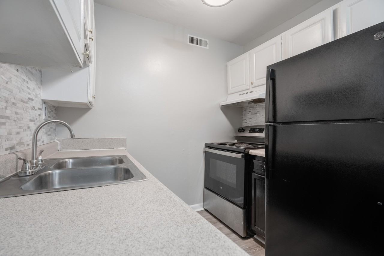 Oyster Point Place - Photo 2 of 18