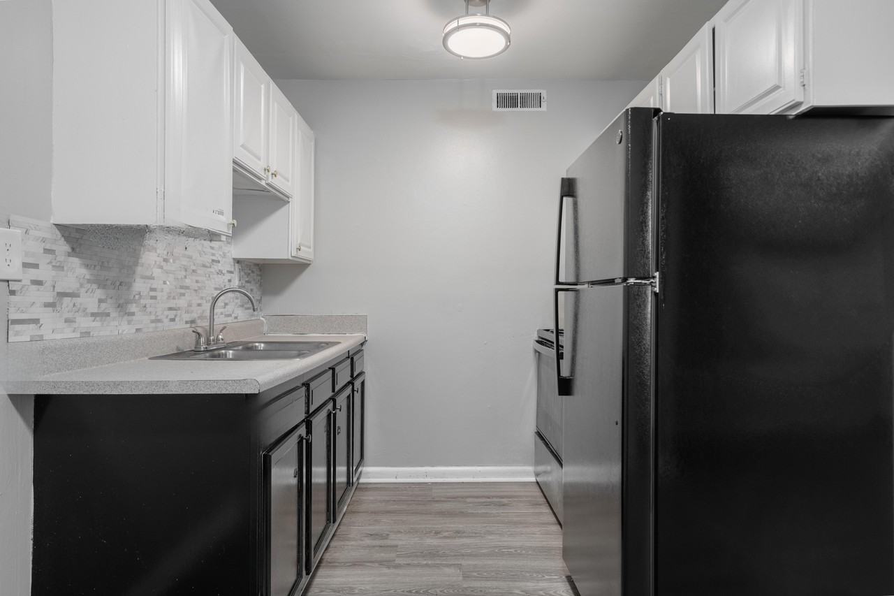 Oyster Point Place - Photo 3 of 18