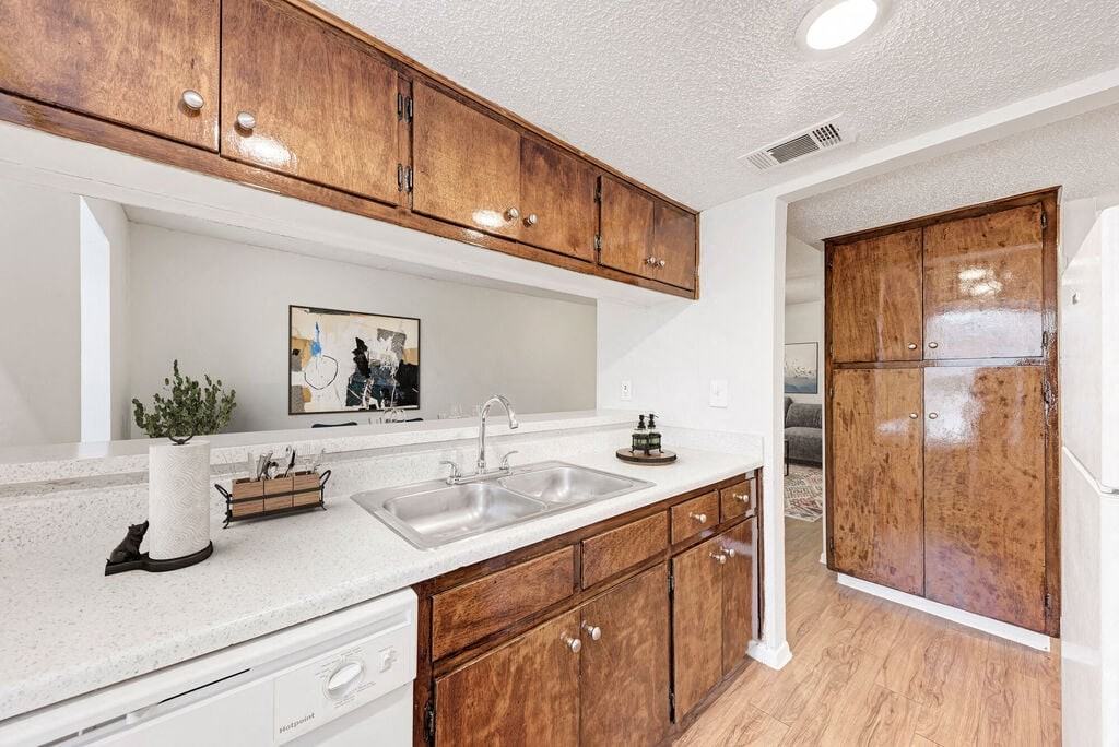 Austin Parke Apartments - Photo 6 of 22