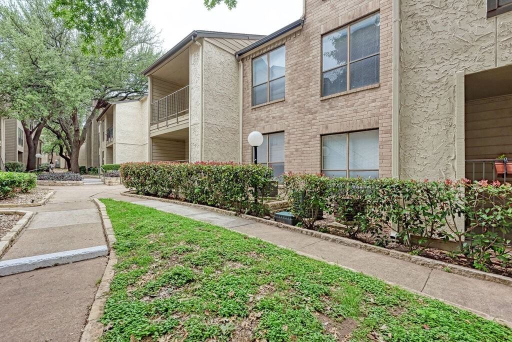 MacKenzie Pointe - Photo 4 of 37