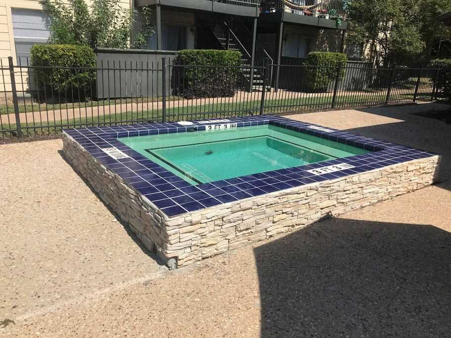 Pebble Creek Apartments - Photo 7 of 14