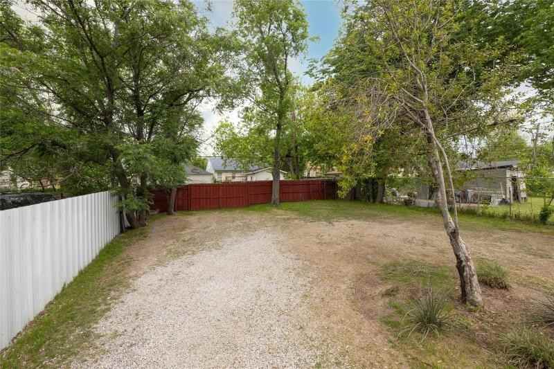 Gilford St - Photo 4 of 19