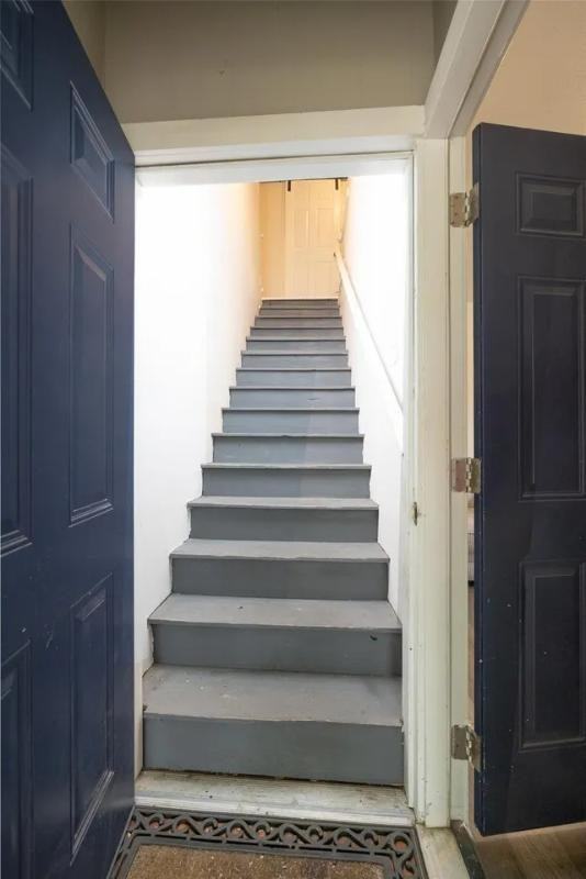 Gilford St - Photo 7 of 19