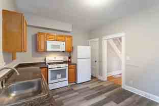 Raspe Ave - Photo 1 of 1